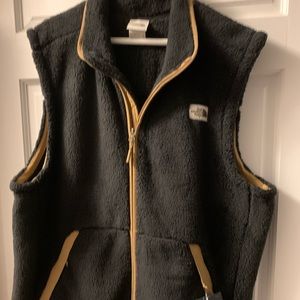 Men’s North Face Vest